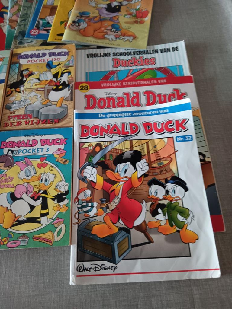 Donald Duck   pocket en losse Donald Duck, Boeken, Meerdere comics, Ophalen of Verzenden, Gelezen, Europa