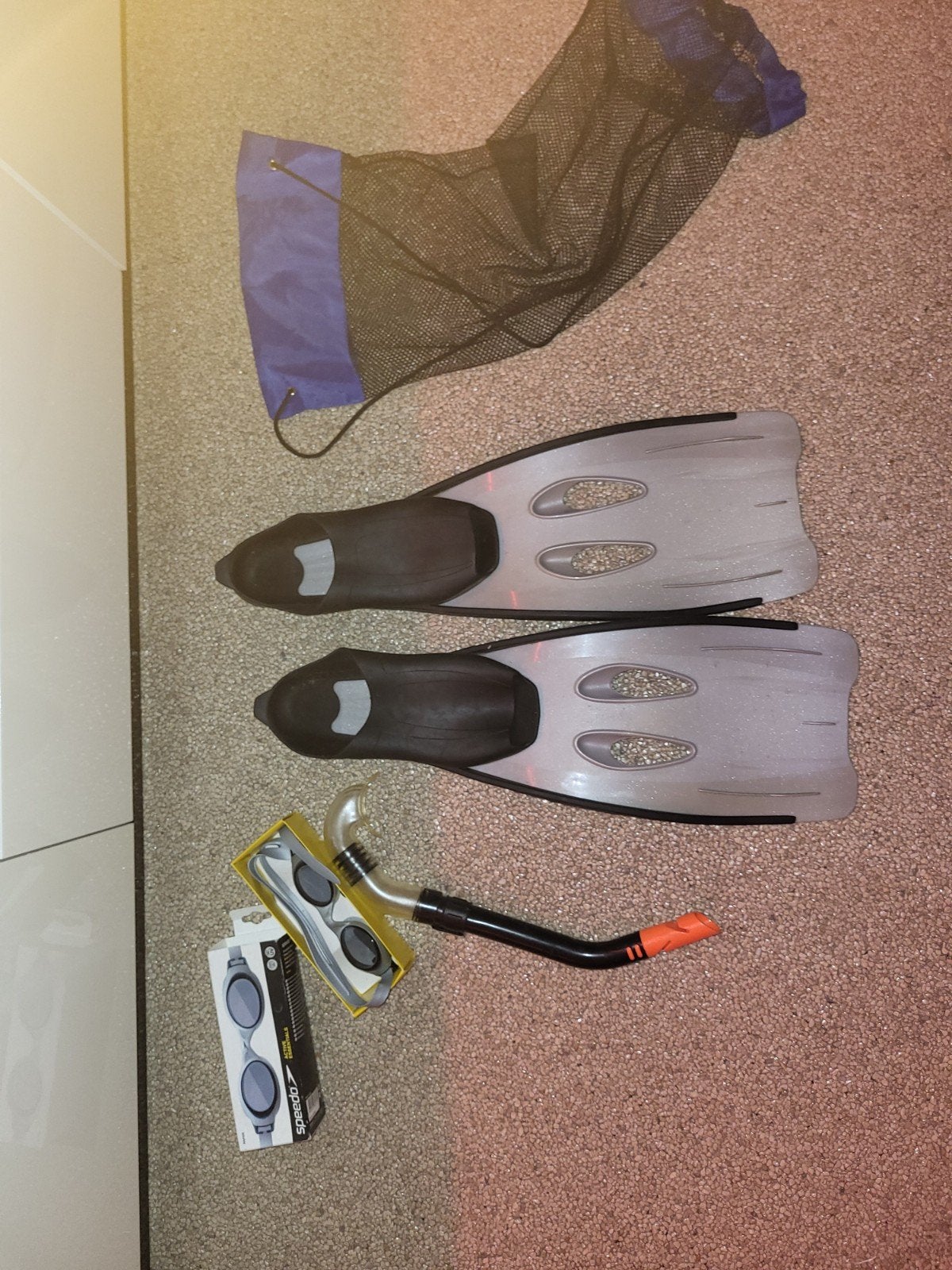 Snorkelset met zwemvliezen en duikbril, Ophalen of Verzenden, Gebruikt, Duikbril of Snorkel