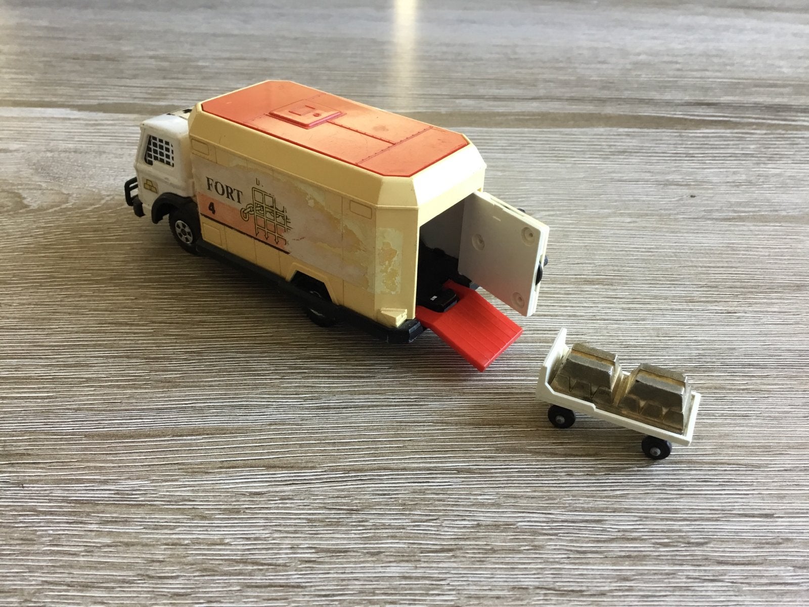 Matchbox Super Kings K-4 'FORT' Geldwagen 1973, Ophalen of Verzenden, Gebruikt