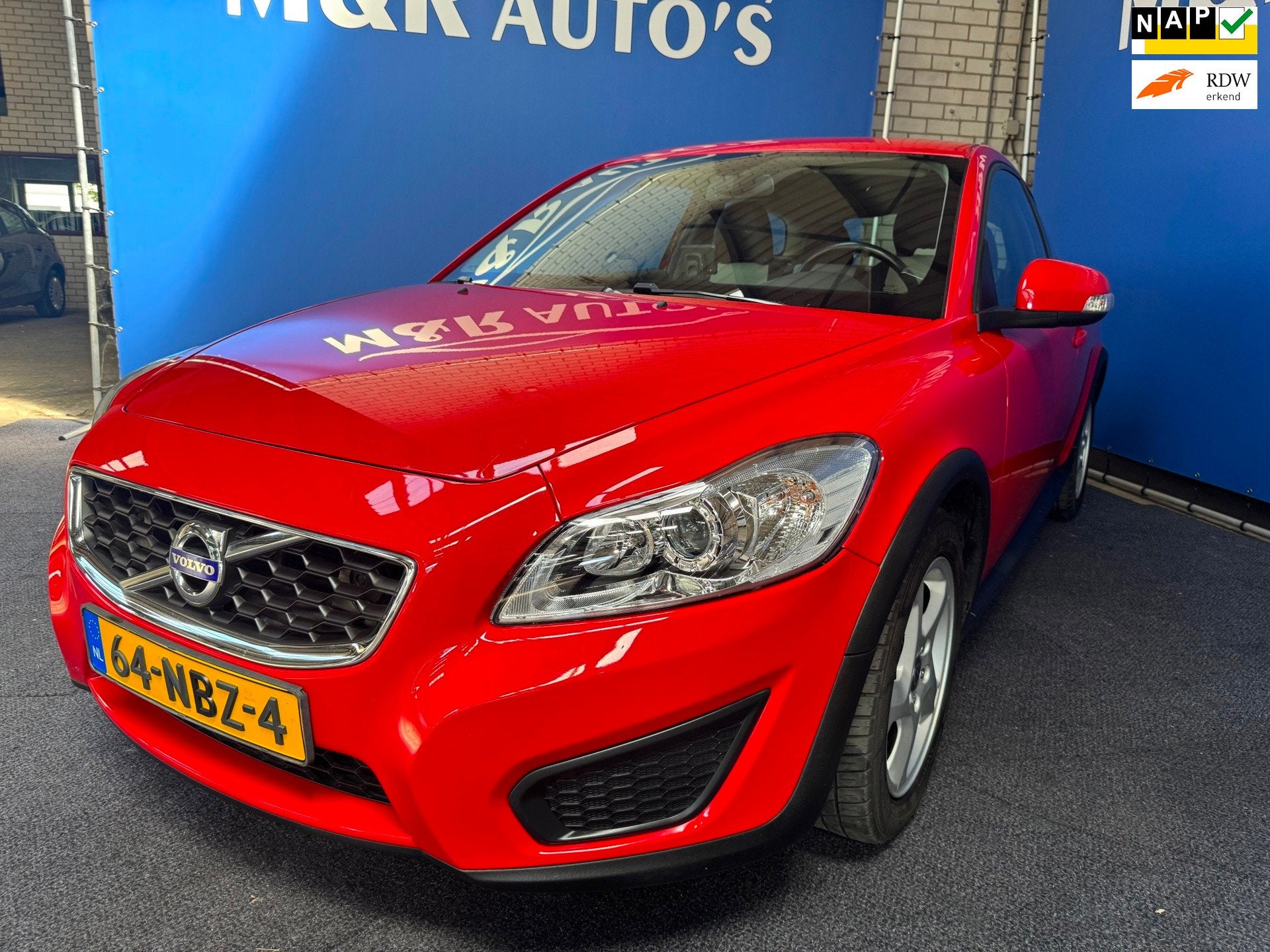 Volvo C30 1.6 Kinetic nieuwe apk, Auto's, Volvo, Voorwielaandrijving, 1596 cc, 101 pk, Gebruikt