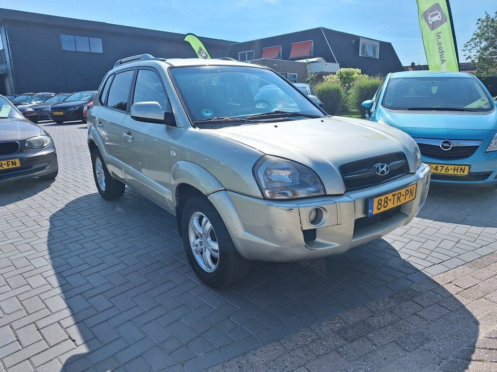 Hyundai Tucson 2.0i Dynamic Sense / 130.535 km / APK januari, Auto's, Hyundai, Gebruikt, 4 cilinders, Origineel Nederlands, Handgeschakeld