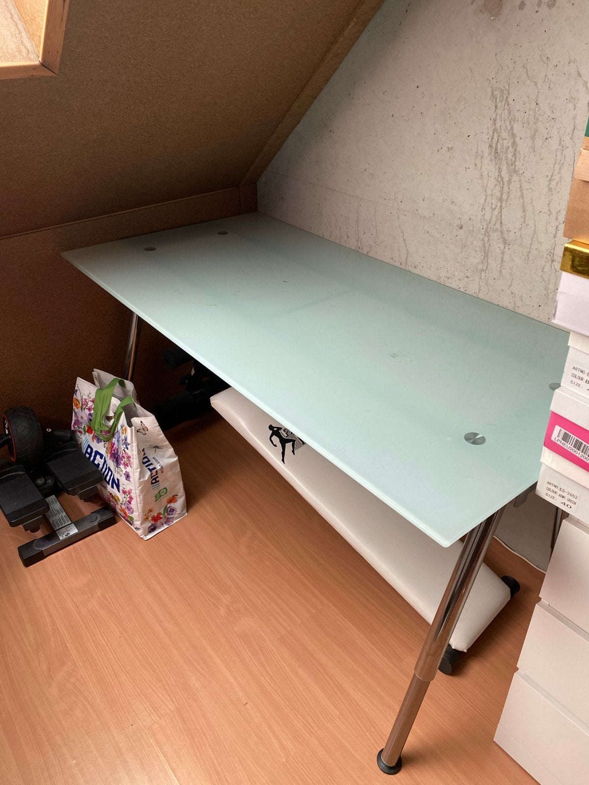 Bureau 160x80cm, in hoogte verstelbaar, Ophalen, 160 cm, Gebruikt, In hoogte verstelbaar