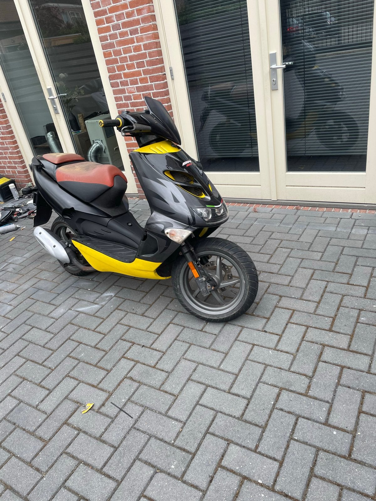 Aprilia SR 50 met 70cc Stage 6 cilinder - Loopt niet, Ophalen, Gebruikt, Tweetakt, SR 50