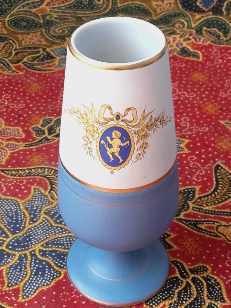 Origineel oud vaasje van Flora Lydia Gouda plateel 15 cm., Ophalen of Verzenden
