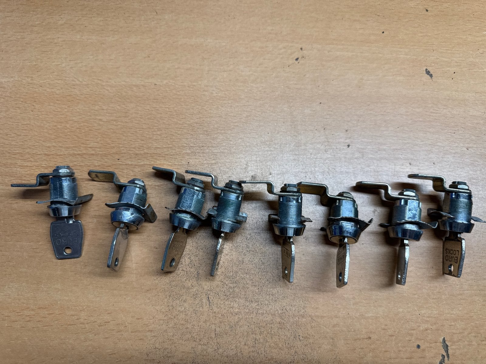 8x Universeel Brievenbus/Kledingkast Slotje - Abus Eurolocks, Ophalen of Verzenden, Gebruikt, Slot