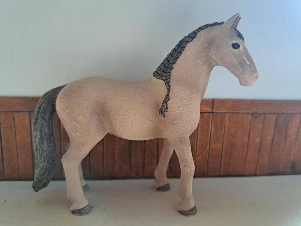 Schleich lusitano merrie Exclusive, Verzamelen, Dierenverzamelingen, Zo goed als nieuw, Beeldje of Figuurtje, Paard, Ophalen of Verzenden