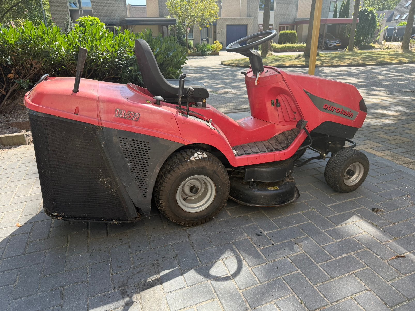 Castelgarden Eurotwin JT 92 zitmaaier –13 PK–92 cm–opvangbak, Tuin en Terras, Ophalen, Gebruikt, Opvangbak, 90 tot 120 cm