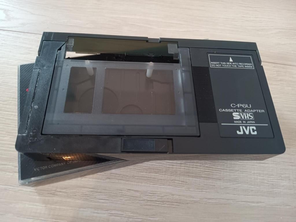 JVC C-P6U S-VHS adapter, Ophalen of Verzenden, Zo goed als nieuw, Overige typen