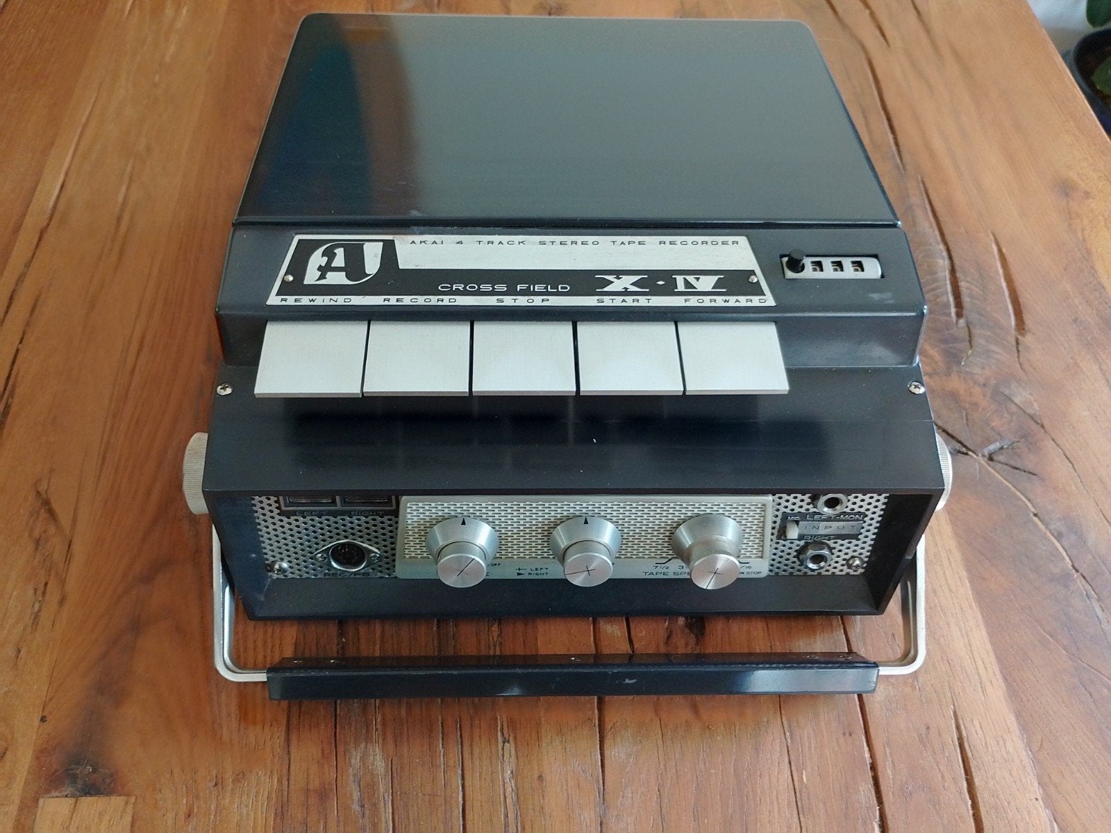 Akai draagbare taperecorder inclusief toebehoren, Audio, Tv en Foto, Bandrecorders, Ophalen of Verzenden, Bandrecorder