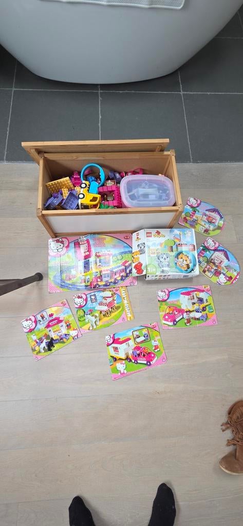 Kist vol Hello Kitty Duplo, Kinderen en Baby's, Ophalen, Zo goed als nieuw, Duplo, Compleet