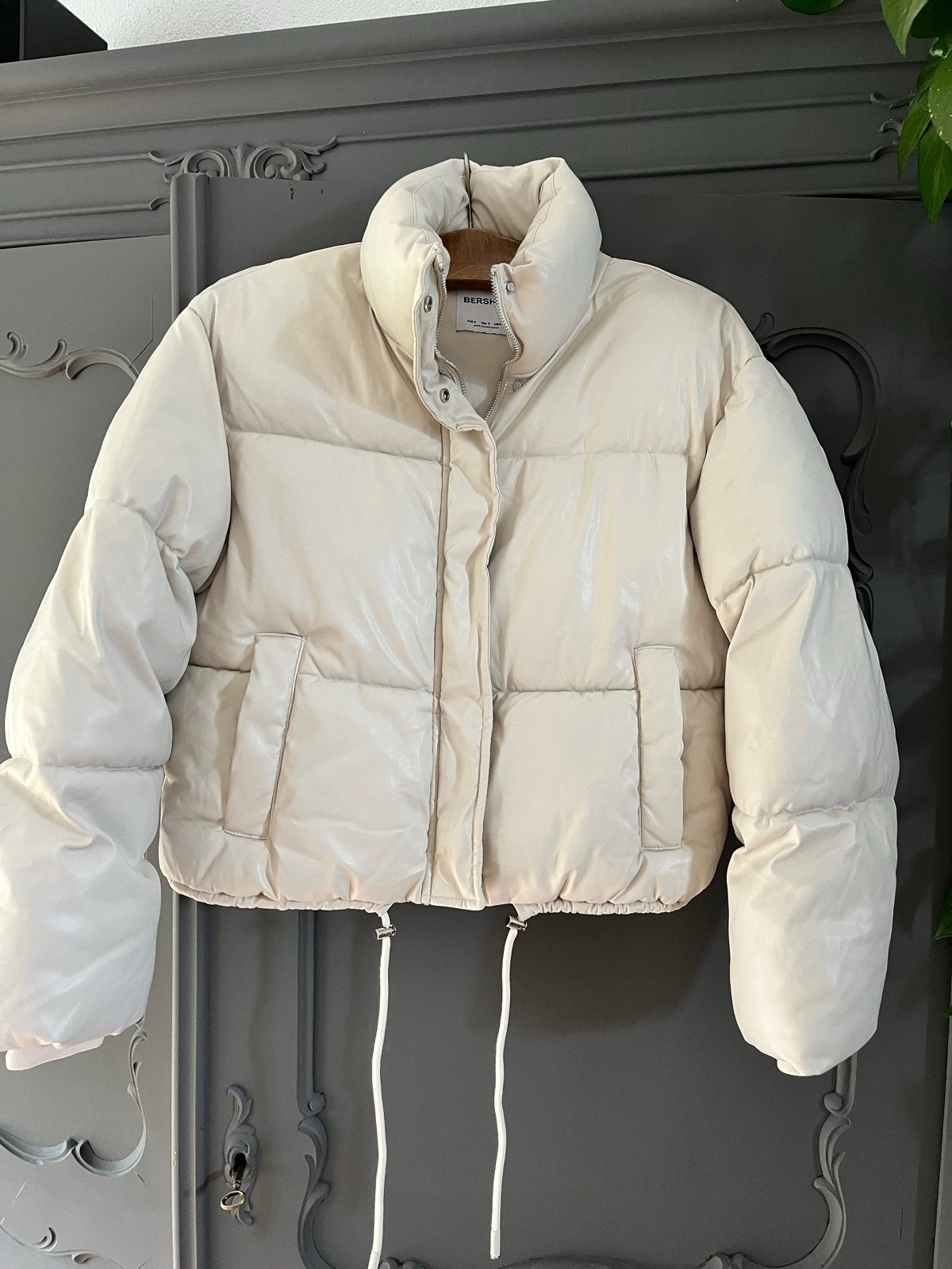 Bershka Pufferjack - Crème/Wit - Maat S, Kleding | Dames, Ophalen of Verzenden, Zo goed als nieuw, Maat 36 (S), Beige