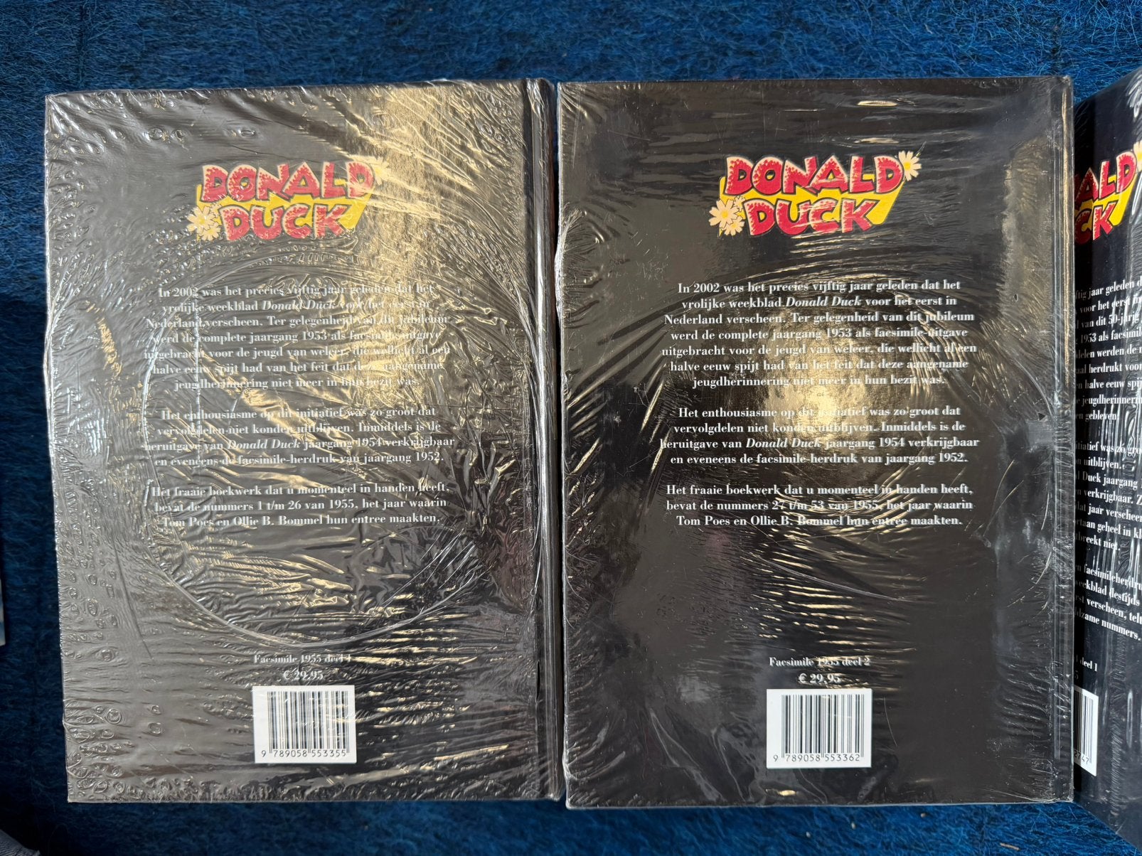 Donald Duck Facsimile Jaargang 1955 Deel 1 & 2 Nieuw Sealed, Boeken, Meerdere stripboeken, Ophalen of Verzenden, Zo goed als nieuw