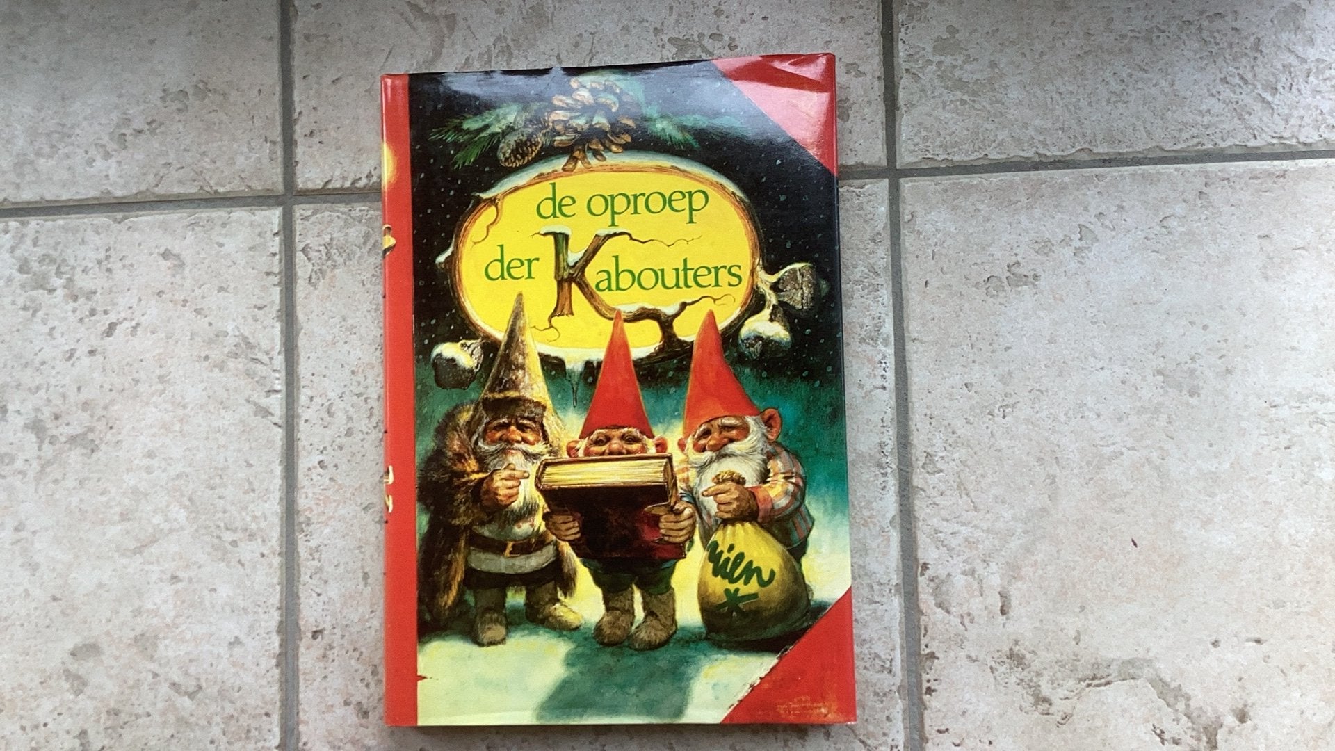 Rien Poortvliet: de oproep der Kabouters, Boeken, Prentenboeken en Plaatjesalbums, Ophalen of Verzenden, Gelezen, Prentenboek