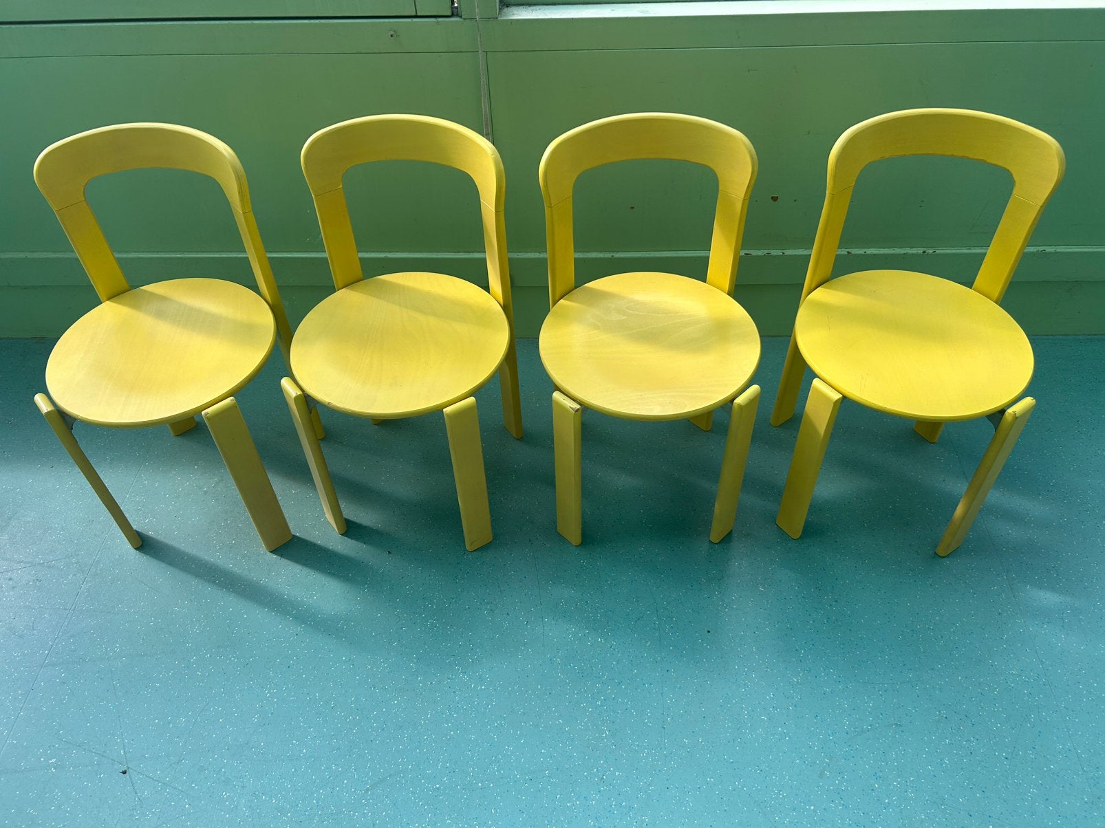 Eetkamer stoelen 4 stuks Gele Bruno Rey Kusch Co, 33 - 40 uur, Overige niveaus, Overige vormen