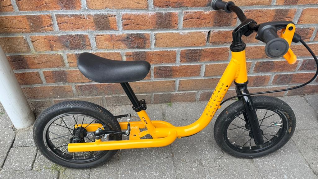 Btwin Runride 900 loopfietsje, Ophalen, Zo goed als nieuw, Minder dan 16 inch