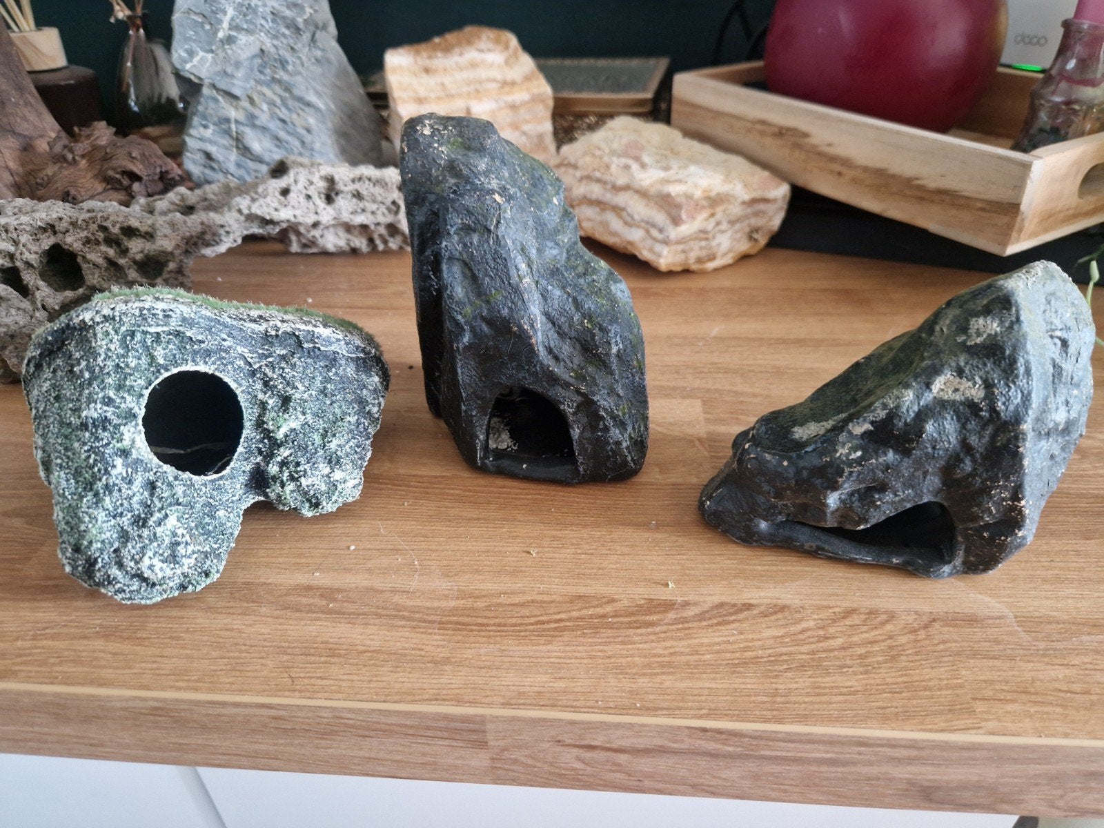 2 schuil grotten en een drijvende grot, Ophalen of Verzenden