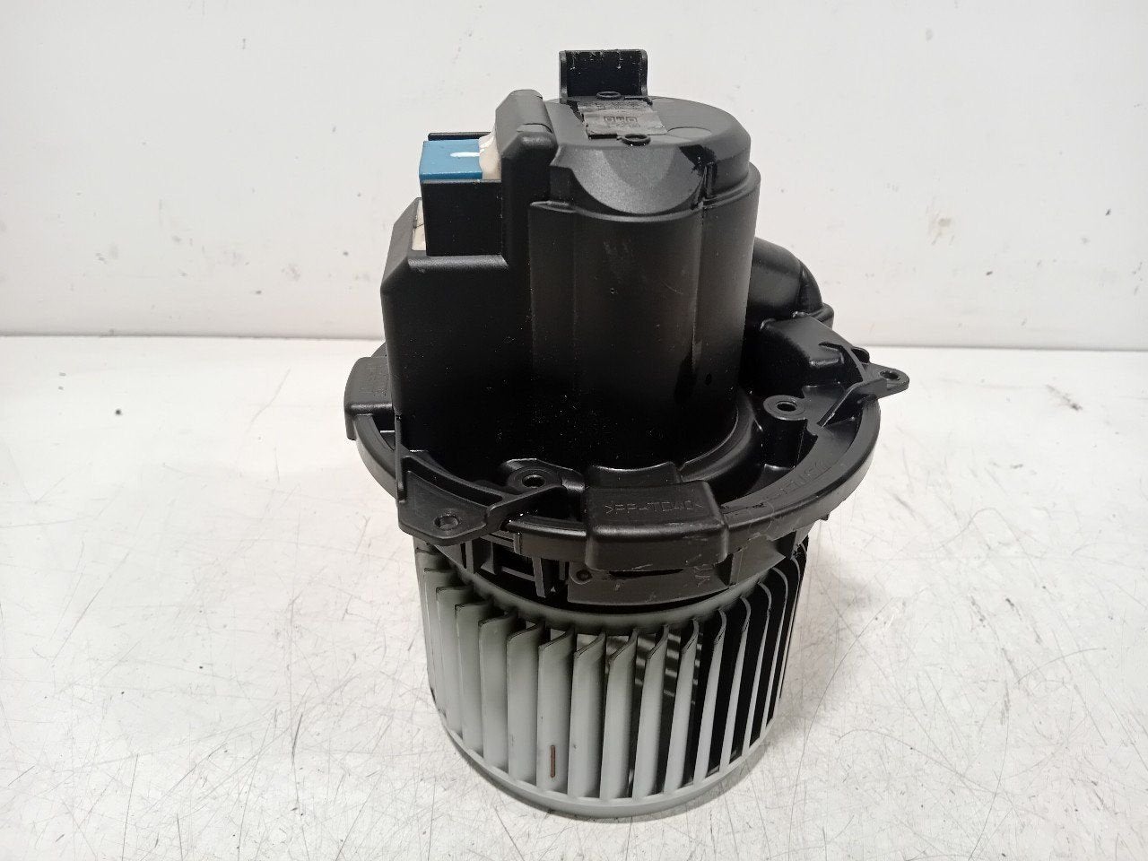 Kachel ventilator motor Nissan Micra, Onderdelen@venauto.nl, Van der Ven Autorecycling B.V., Gebruikt, Ettenseweg 76, 4706 PB Roosendaal, The Netherlands