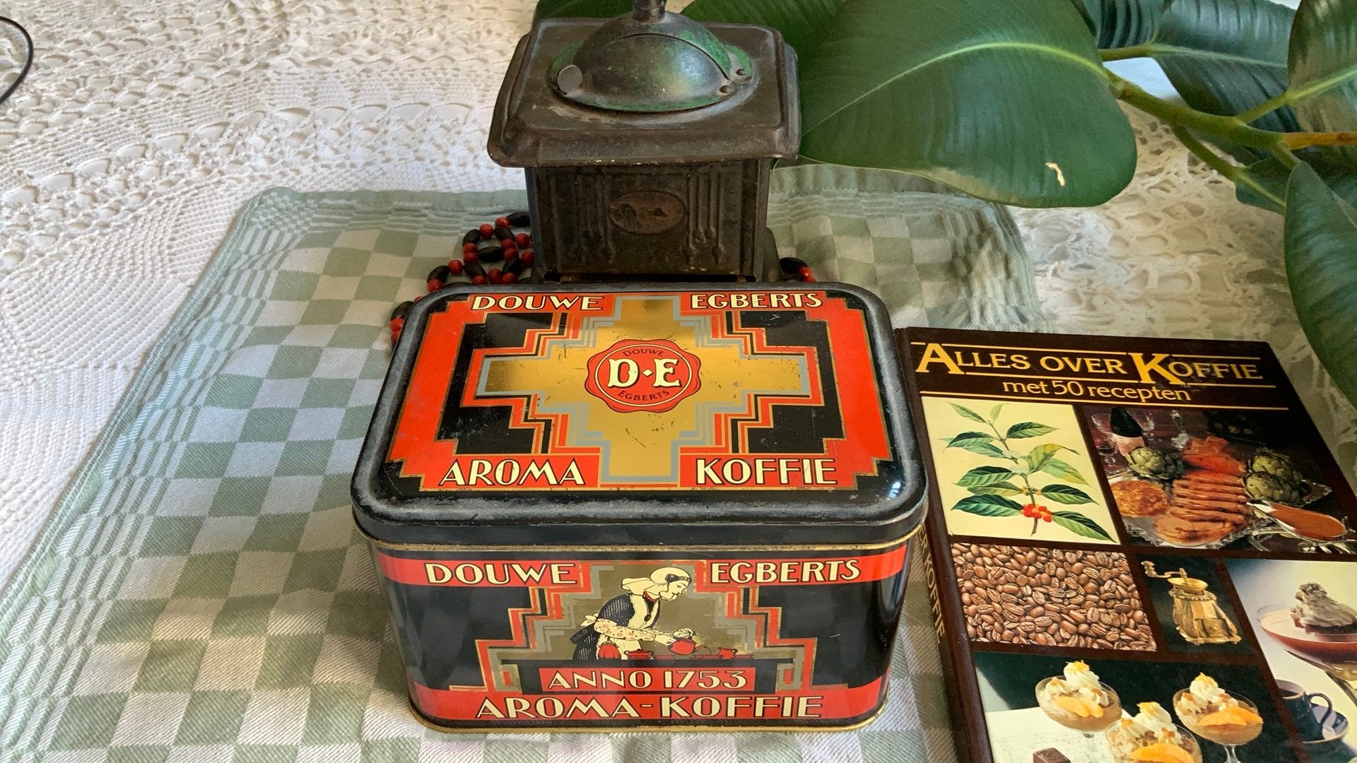 Vintage bewaarblik Douwe Egberts, Verzamelen, Blikken, Ophalen of Verzenden, Gebruikt, Koffie, Douwe Egberts
