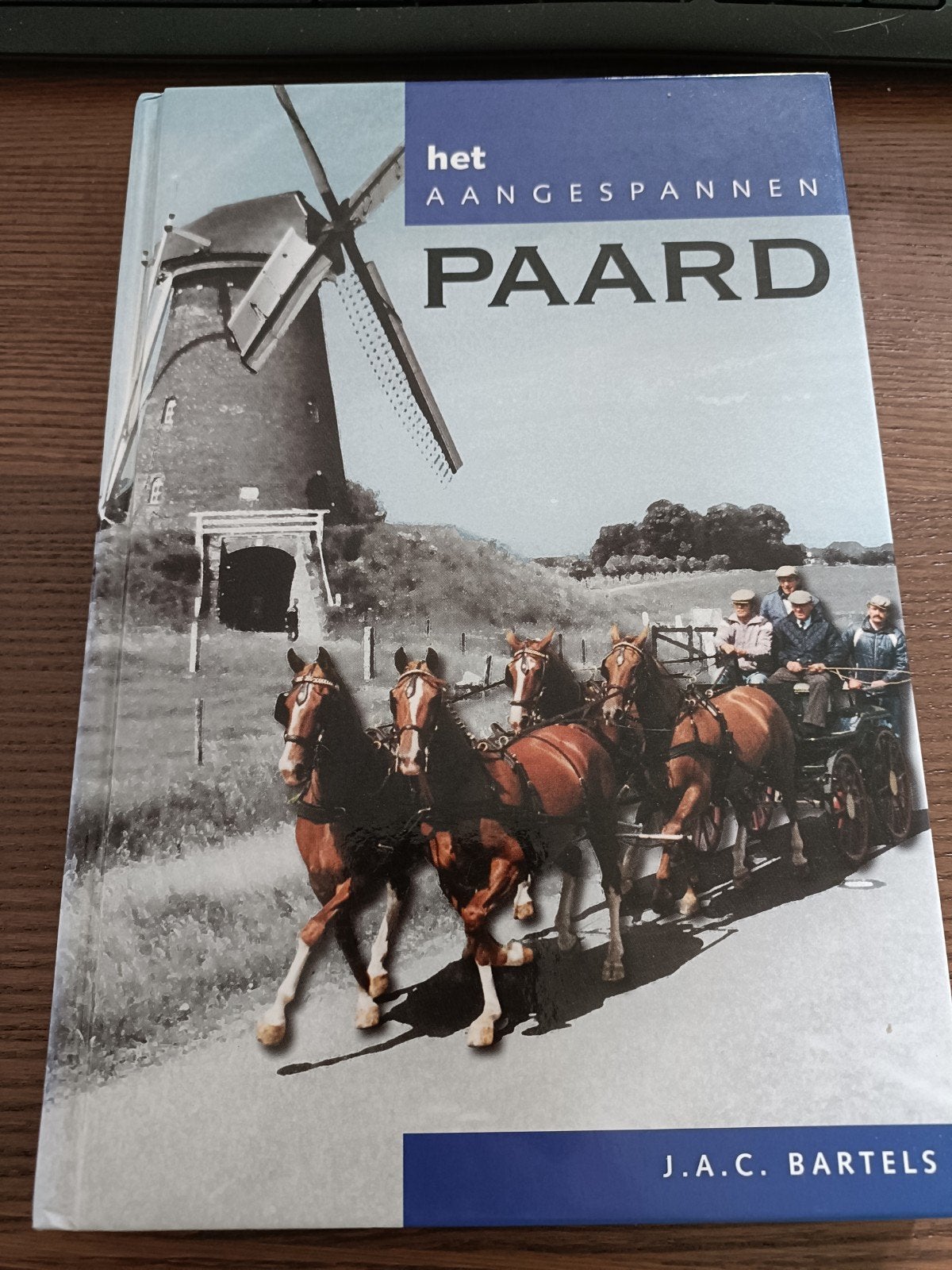 Boek Het aangespannen paard, Verzenden, Zo goed als nieuw, J.A.C. Bartels