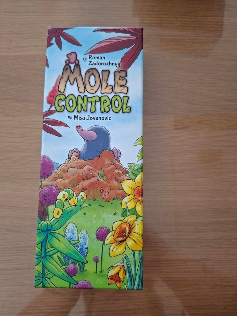 Mole Control - Gam Biz, Hobby en Vrije tijd, Een of twee spelers, Ophalen of Verzenden, Zo goed als nieuw, Roman Zadornov