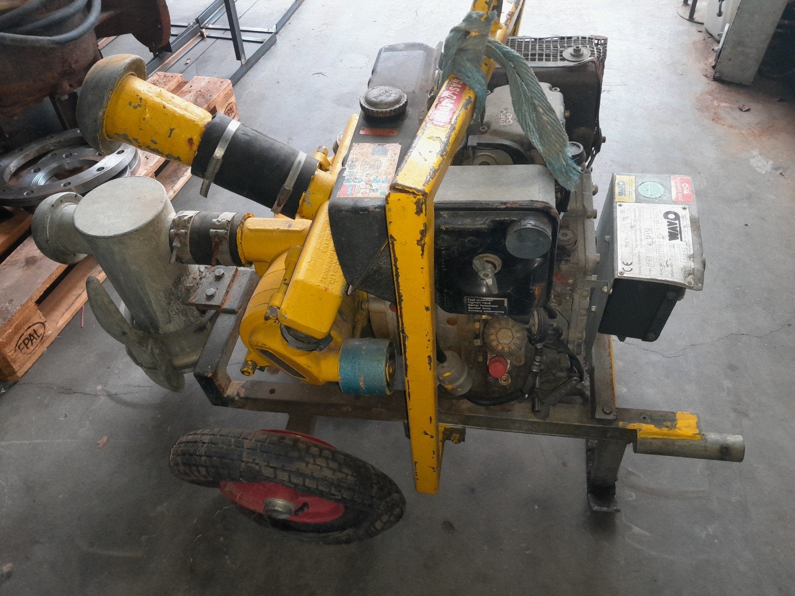 selwood 75 3B met hatz 1D41Z elektrische start 100 draaiuren, Ophalen, Beregeningspomp