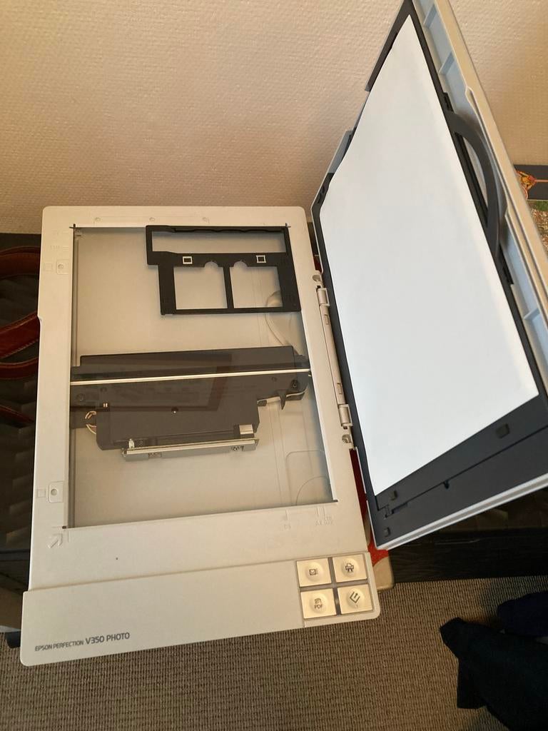 Epson Perfection V350 Photo scanner, Ophalen of Verzenden, Gebruikt, Diascanner