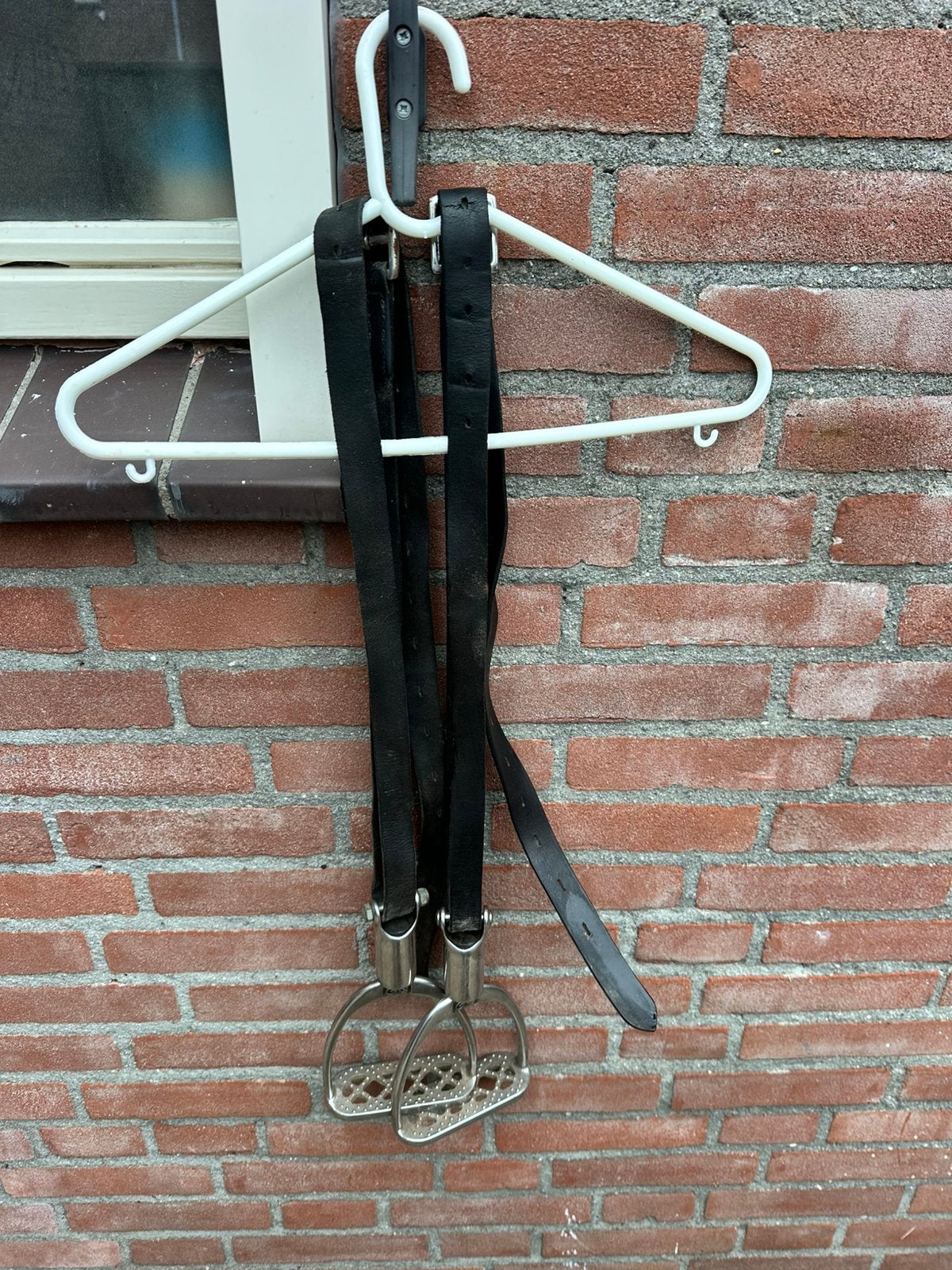 GPG verende stijgbeugels met schokdemping leren beugelriemen, Dieren en Toebehoren, Ophalen of Verzenden, Zo goed als nieuw, Stijgbeugels