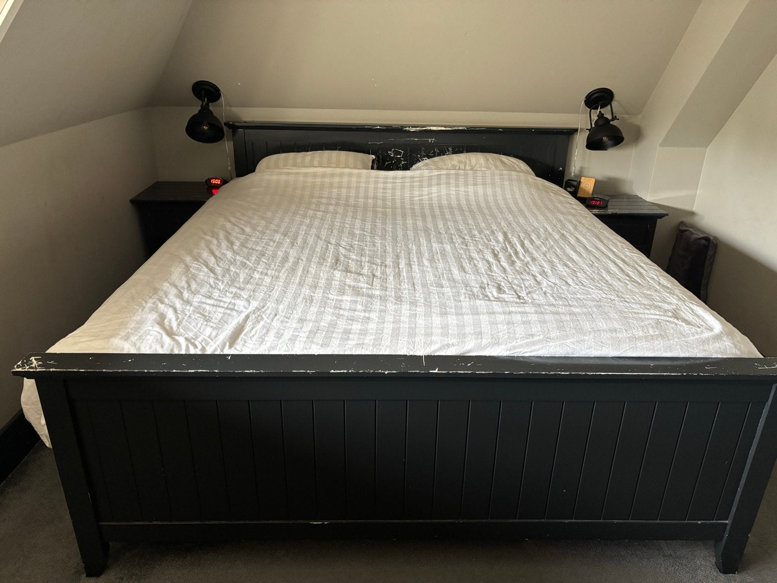 Eikenhouten tweepersoonsbed met 2 nachtkastjes - 180x210, Ophalen, Gebruikt, 210 cm, Tweepersoons