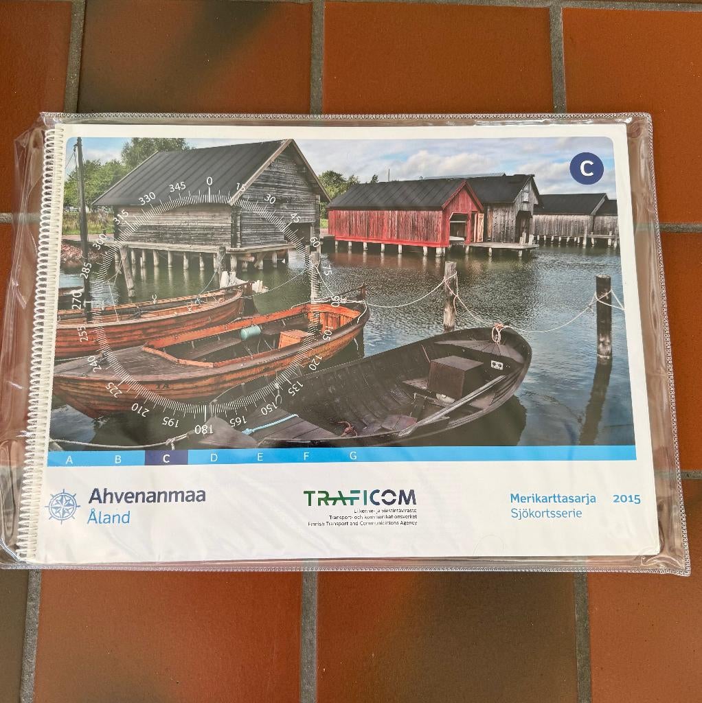 Zeekaarten Finland en  vaarwijzer Oostzee, Watersport en Boten, Ophalen of Verzenden, Zo goed als nieuw, Overige typen