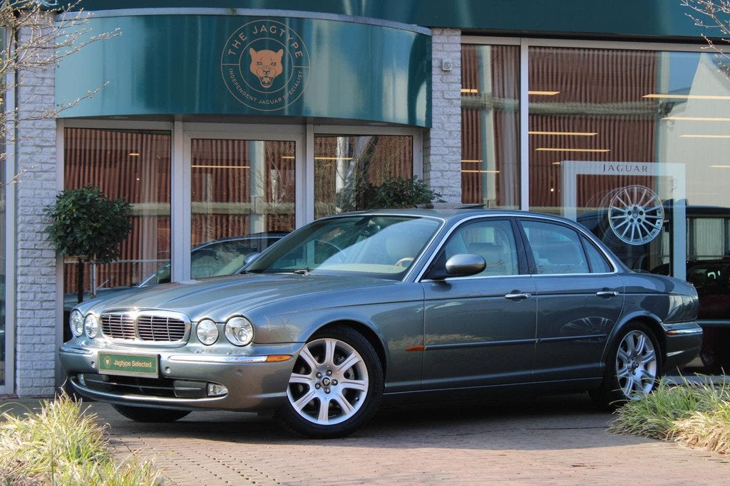 Jaguar XJ 4.2 V8 Executive, Auto's, Automaat, Achterwielaandrijving, Gebruikt, 8 cilinders