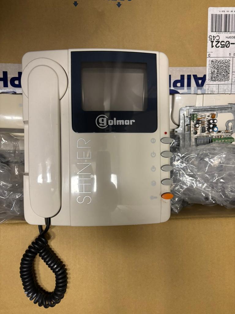 Golmar Shiner intercom toestel 21 stuks, Ophalen, Terugspreekfunctie, Gebruikt, Bedraad