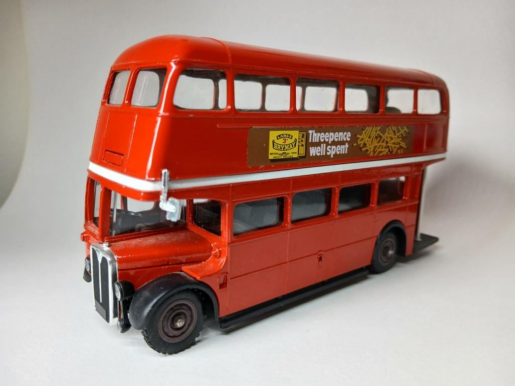 Solido - 1:50 AEC Double Decker London Transport RT, Ophalen of Verzenden, Zo goed als nieuw, 1:5 t/m 1:8, Bus of Vrachtwagen