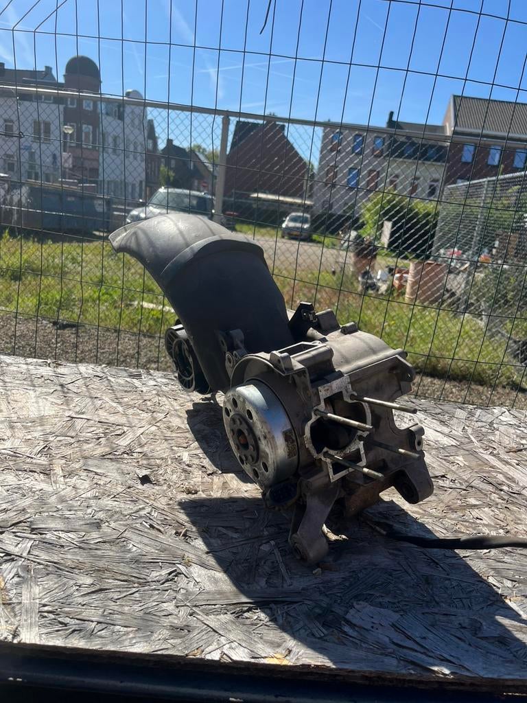 Piaggio zip 2t blok 50cc, Ophalen