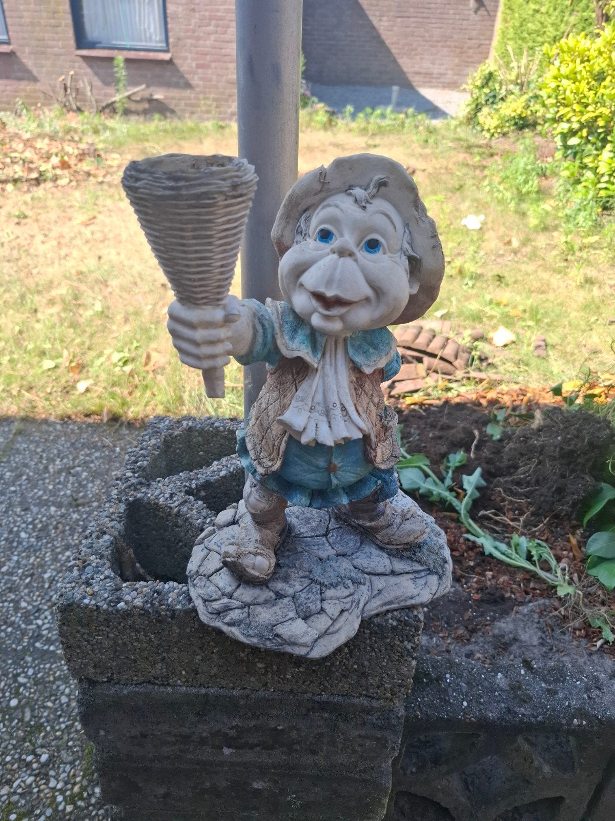 Leuke tuinkabouter met lantaarn, Ophalen, Gebruikt, Overige materialen, Tuinkabouter
