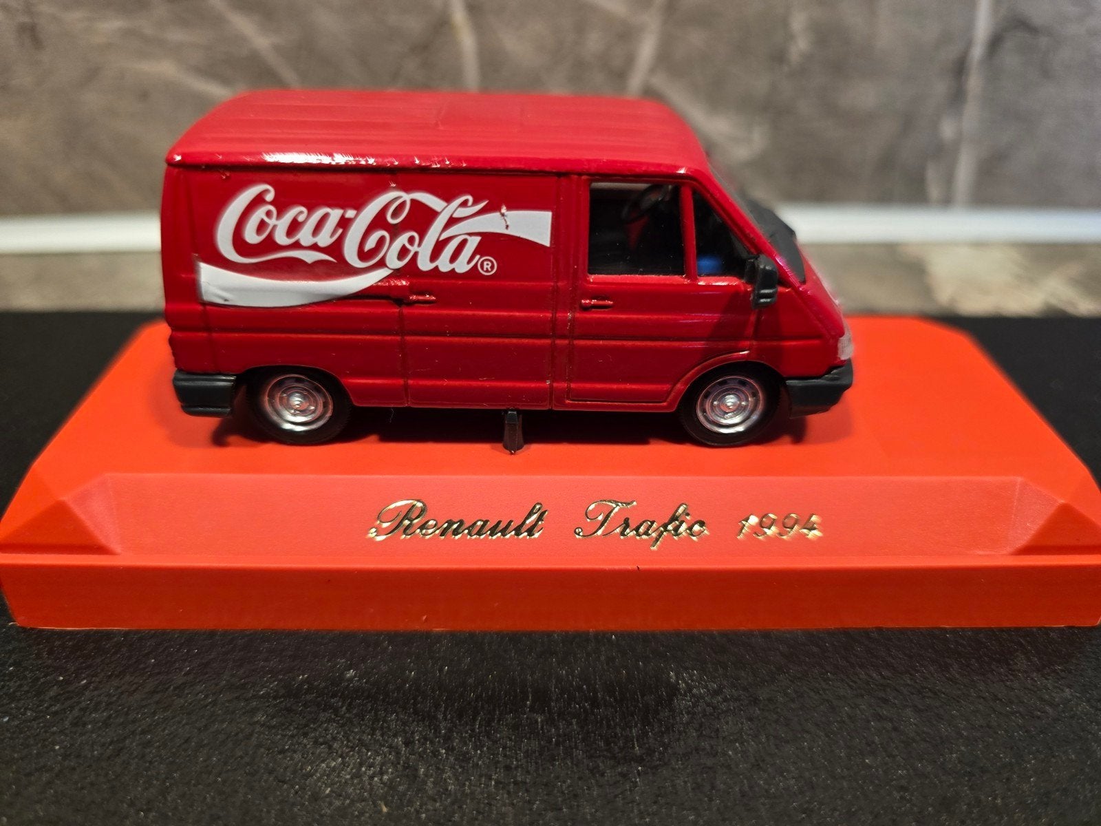 Renault Trafic 1994 Coca-Cola modelauto, Ophalen of Verzenden, Zo goed als nieuw, Overige typen