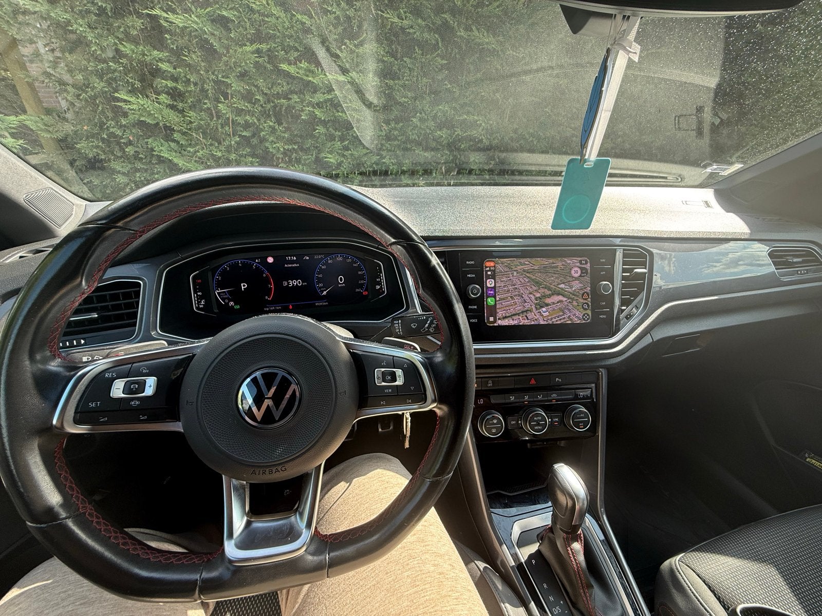 Volkswagen T-Roc 1.5 TSI 150pk 7-DSG 2021 Zwart, 15 km/l, 1498 cc, Zwart, 4 cilinders