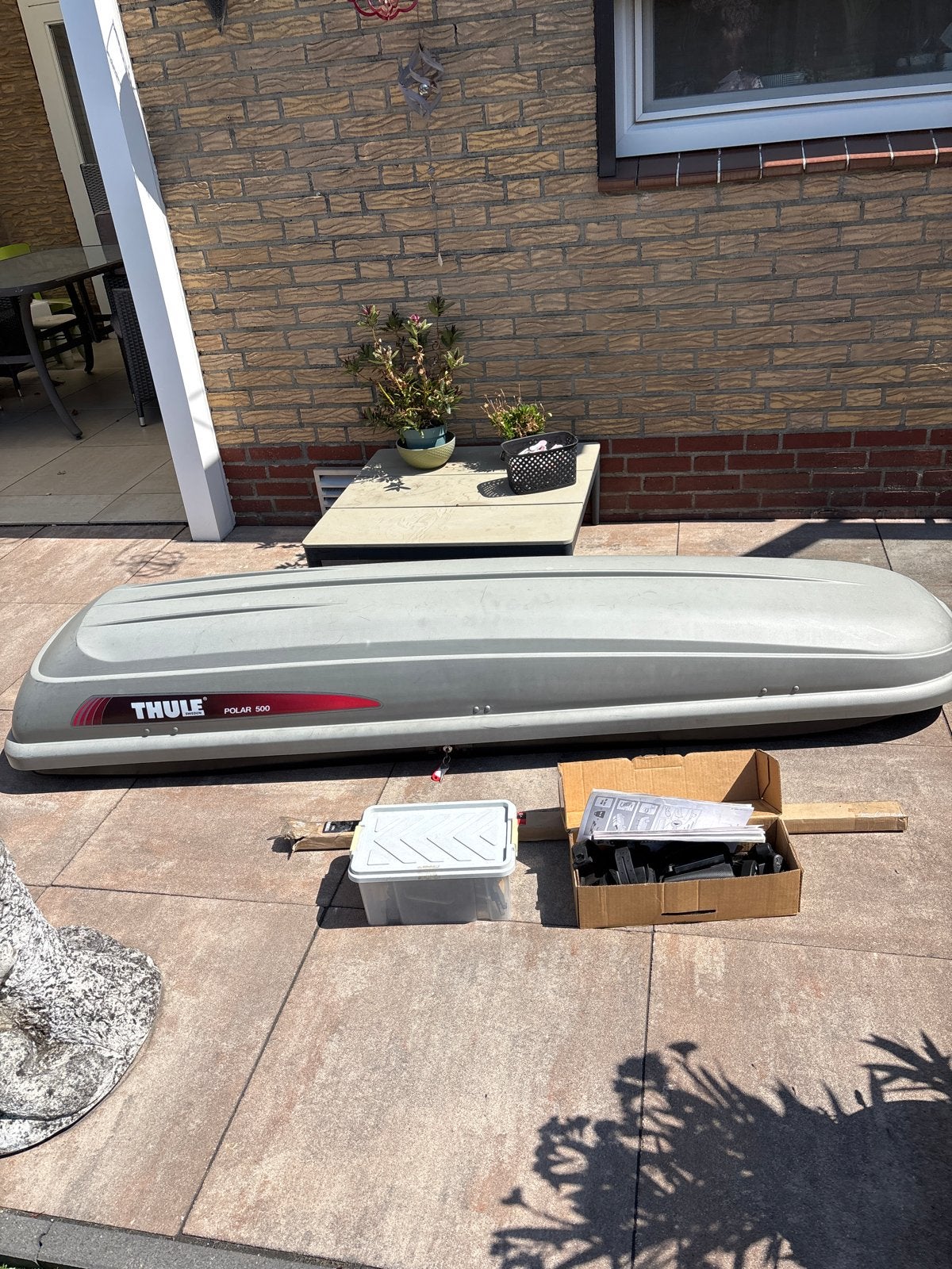 Thule Polar 500 Dakkoffer  inclusief dakdragers, Ophalen, Gebruikt
