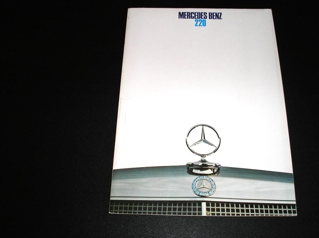 Mercedes-Benz 220, streep-acht/W115, december 1968, Ophalen of Verzenden, Gelezen, Mercedes