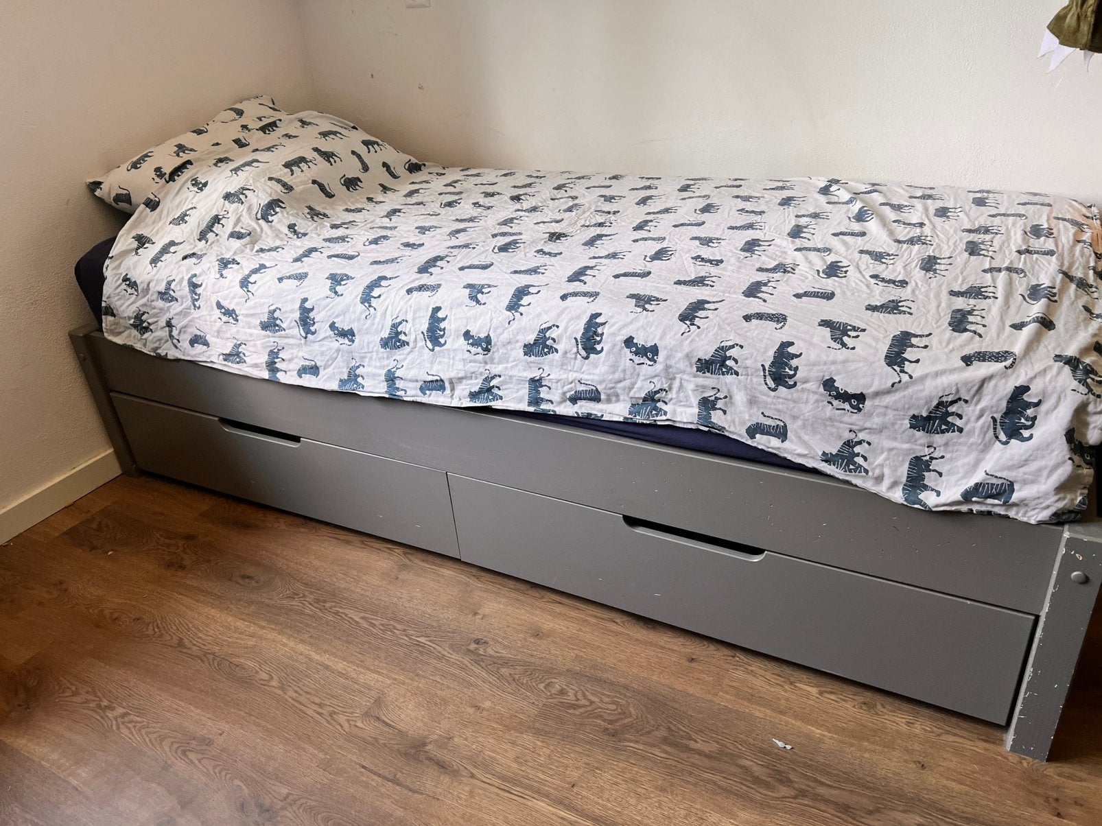 Eén persoons kinderbed 200x90cm, grijs, 85 tot 100 cm, Gebruikt, 180 cm of meer, Ophalen