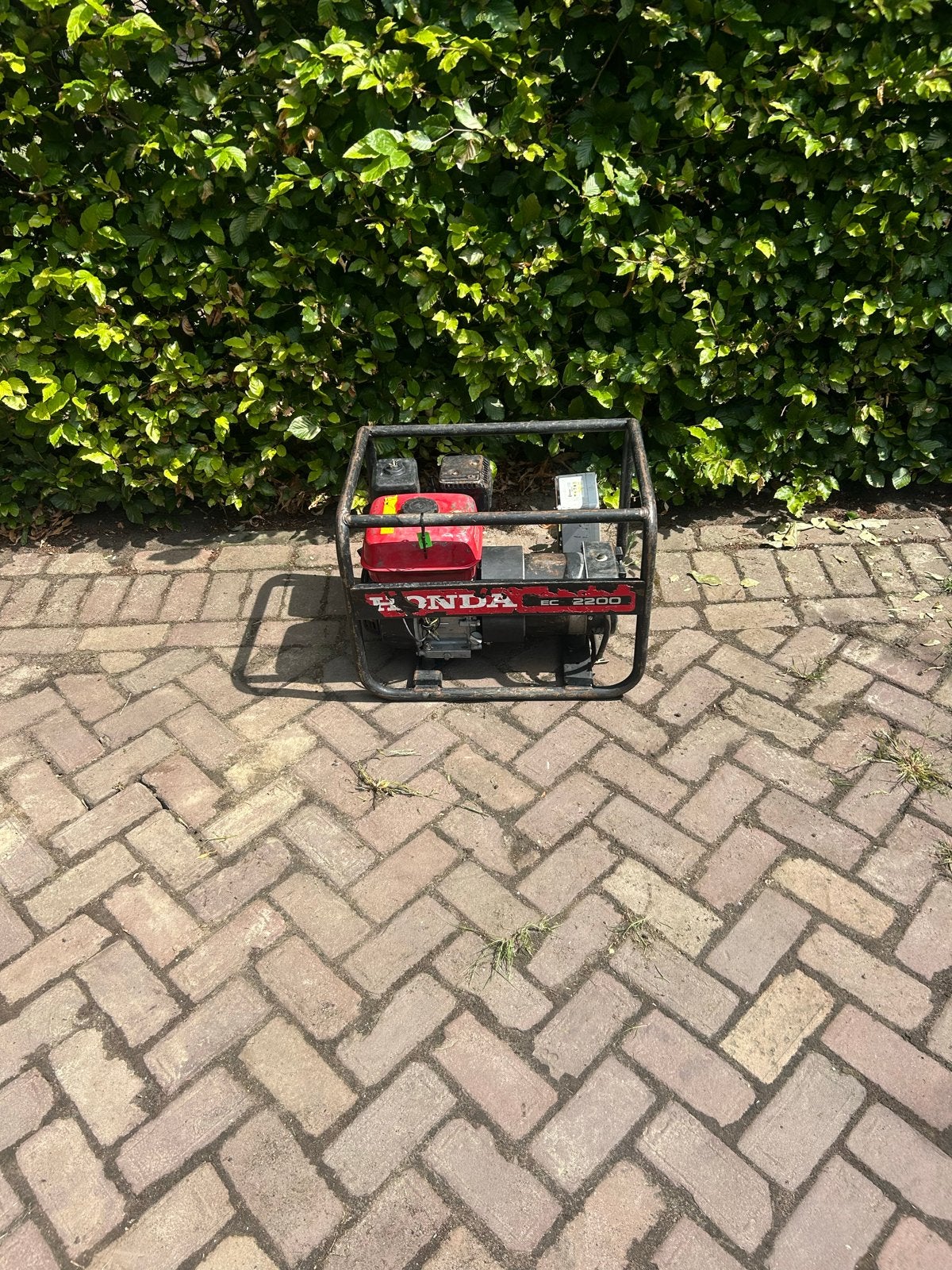 Honda EC 2200 Benzine Aggregaat - Betrouwbaar en Krachtig, Ophalen of Verzenden, Gebruikt