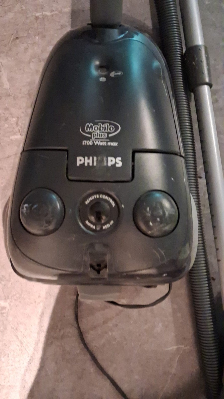 Philips stofzuiger mobilo plus 1700 watt + 2 stofzuigerzakke, Ophalen, Gebruikt, 1600 tot 2000 watt