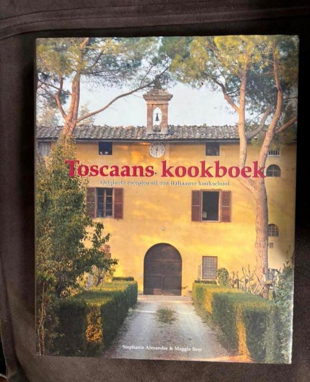 Toscaans Kookboek recepten uit een Italiaanse kookschool, Ophalen of Verzenden, Gelezen
