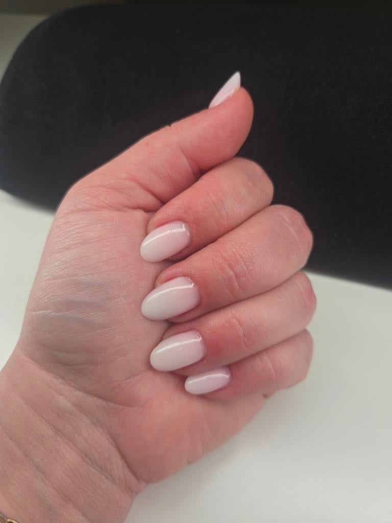 Op zoek naar mooie nagels ?!?, Ophalen