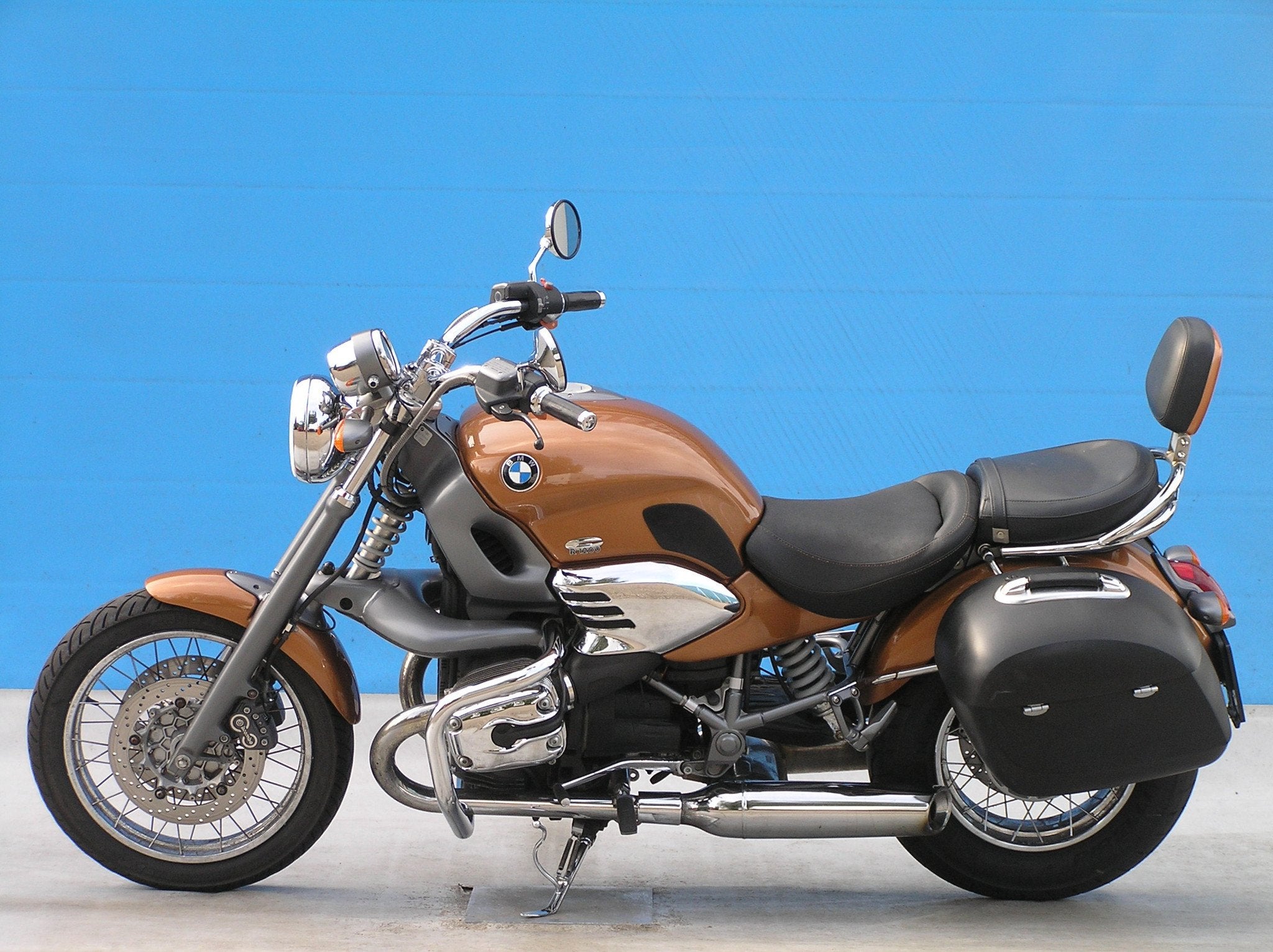 BMW R1200C (bj 2001), Motoren, BMW group Nederland B.V., Einsteinstraat 5
2289CC  Rijswijk, NL, Contactus@bmw-motorrad.nl, Chopper