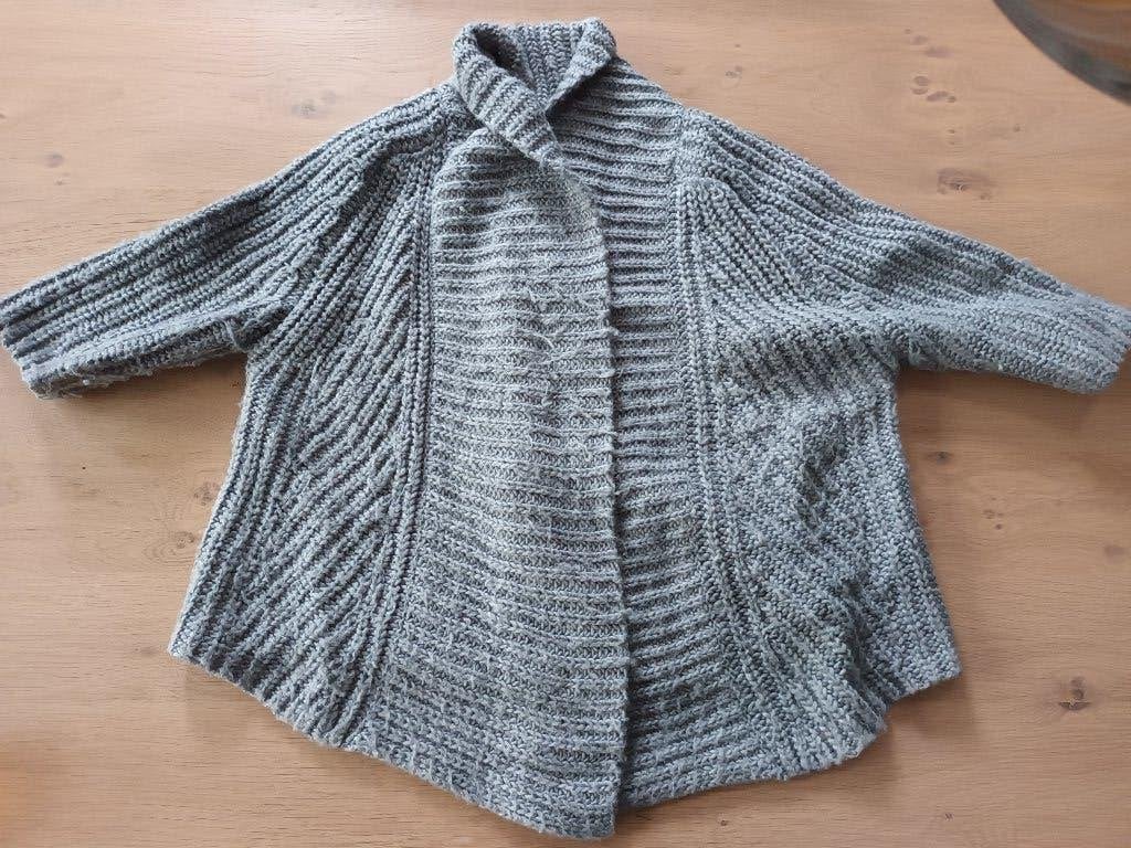 Lichtgrijs vest Zara Knit maat M grijs korte mouw mouwen, Kleding | Dames, Truien en Vesten, Maat 38/40 (M), Zara, Ophalen of Verzenden