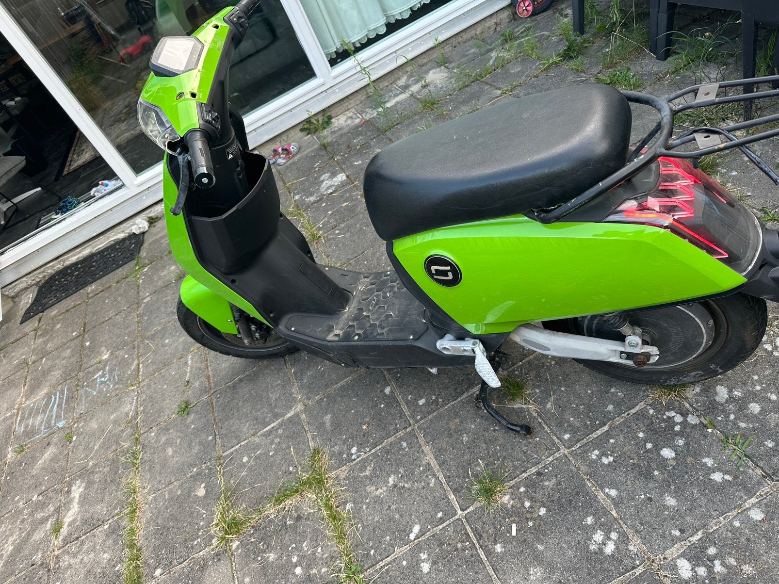 Elektrische scooter - Groen - Zo goed als nieuw, Ophalen of Verzenden, Zo goed als nieuw, Elektrisch, Overige merken