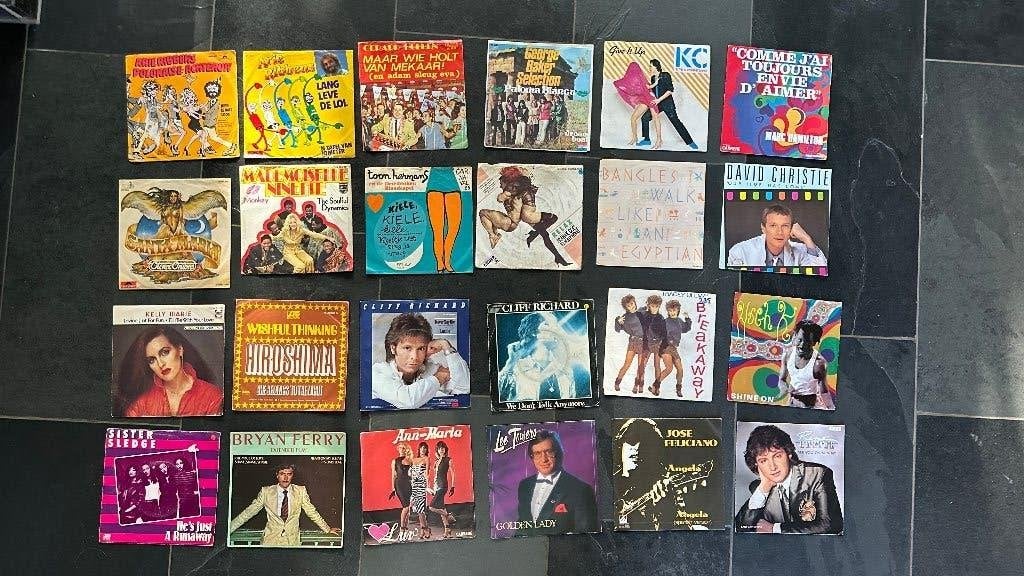 Grote partij 150 stuks vinyl singles Pop & Carnaval, Gebruikt, 7 inch, Ophalen of Verzenden, Pop
