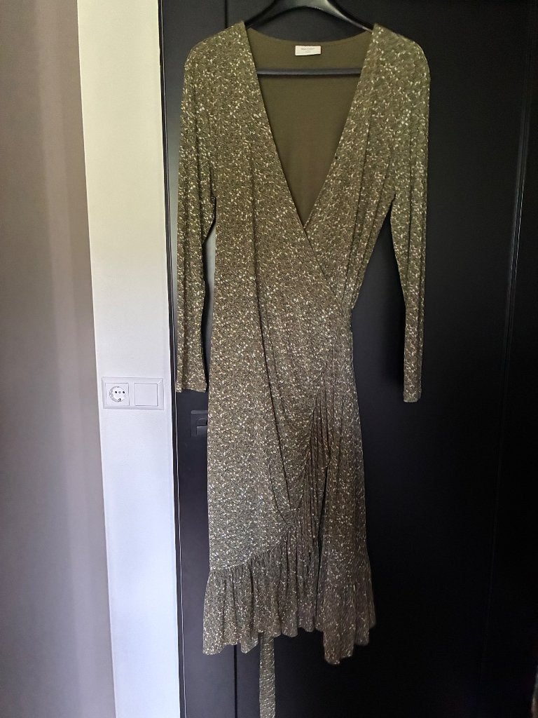 Dames jurk, Kleding | Dames, Jurken, Ophalen, Maat 42/44 (L), Zo goed als nieuw, Onder de knie