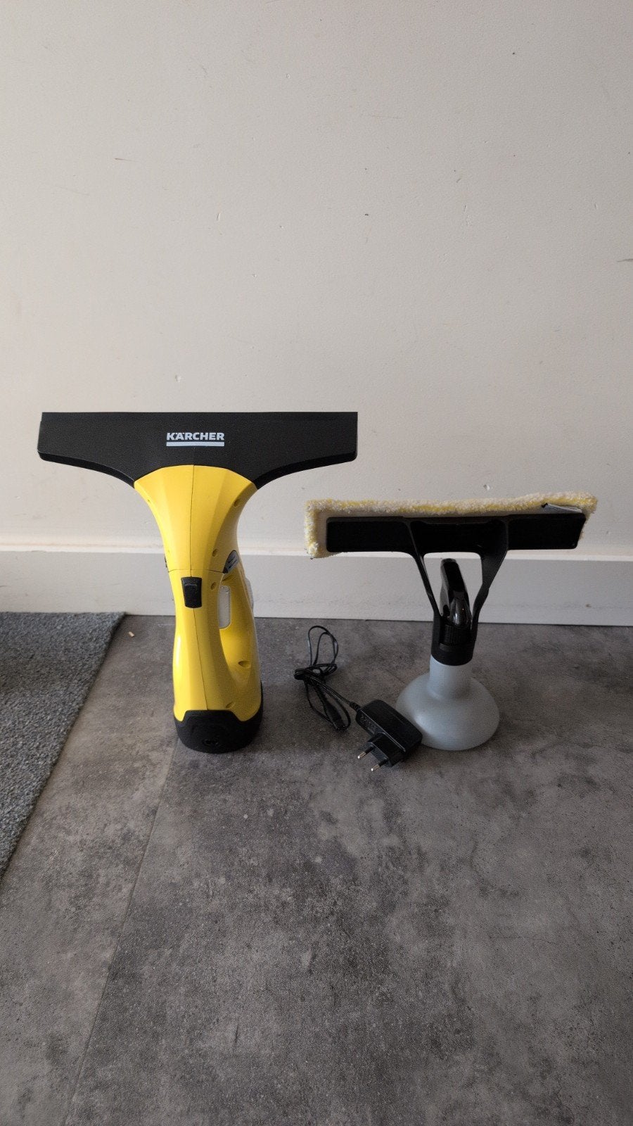 Karcher Draadloze Raamreiniger WV 2 Plus N, Huis en Inrichting, Schoonmaakartikelen, Ophalen of Verzenden