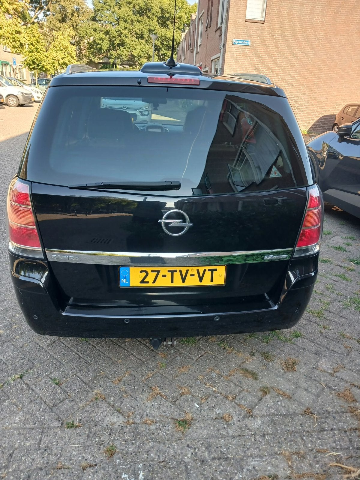 Opel Zafira 2.2 AUT 2007 Zwart, Auto's, 4 cilinders, 7 stoelen, Zwart, Origineel Nederlands
